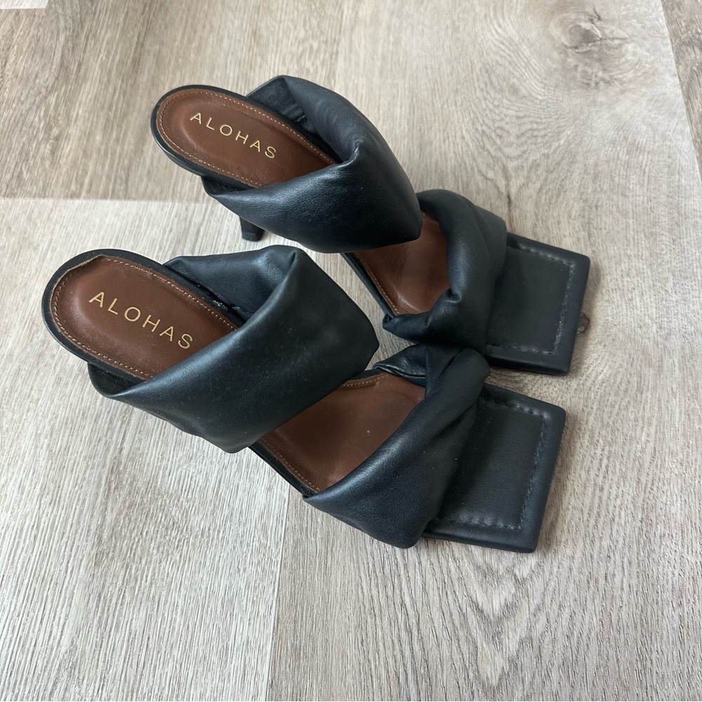 Alohas Black Women's Sandals